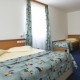 s�sz�ll�s: Larix hotel